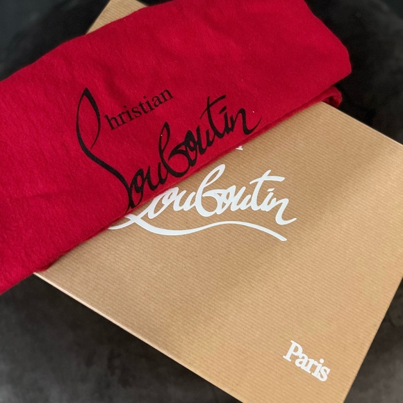 CHRISTIAN LOUBOUTIN So Kate Iconic Pump - Picture 10 of 12